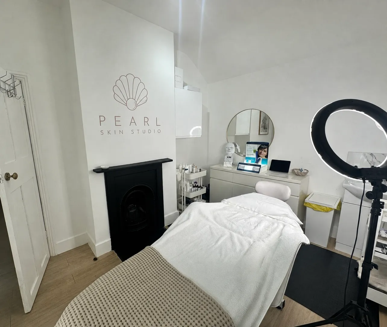 Pearl’s treatment room